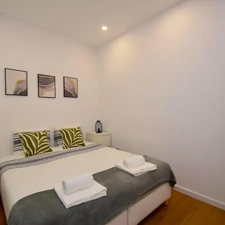 Modern Downtown Apartamento